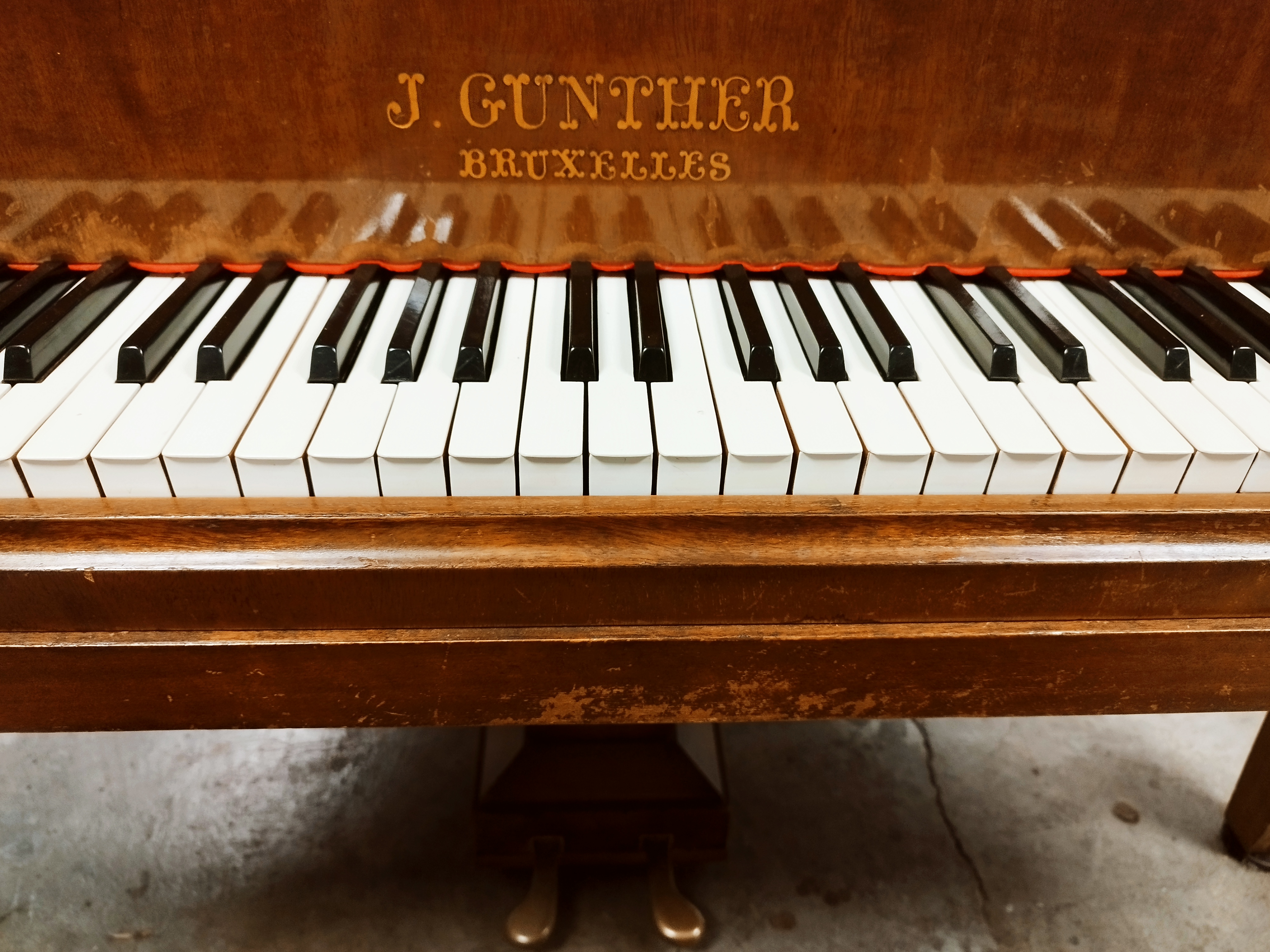 clic pour ouvrir dans un nouvel onglet Piano à queue Günther à acheter sur Montpellier